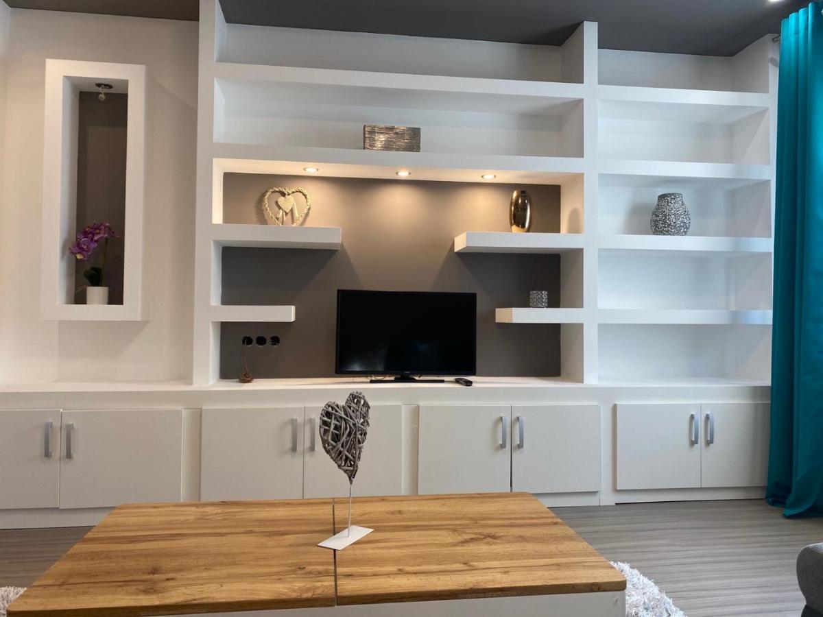 Gabrielle2 Apartman Ντέμπρετσεν Εξωτερικό φωτογραφία