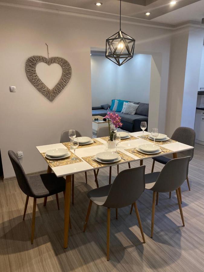Gabrielle2 Apartman Ντέμπρετσεν Εξωτερικό φωτογραφία