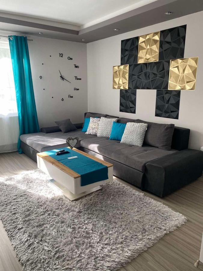 Gabrielle2 Apartman Ντέμπρετσεν Εξωτερικό φωτογραφία